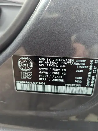 1VWBA7A31JC017006 2018 VOLKSWAGEN PASSAT - Image 8