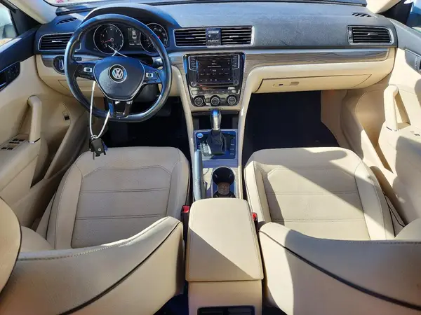 1VWBA7A31JC018785 2018 VOLKSWAGEN PASSAT - Image 8