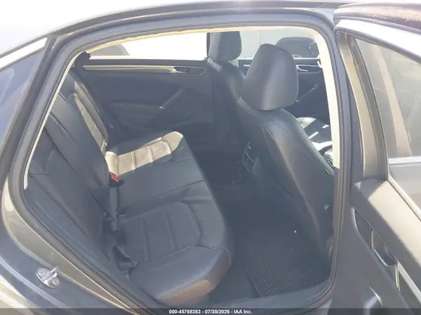 1VWBA7A31JC022173 2018 VOLKSWAGEN PASSAT - Image 8
