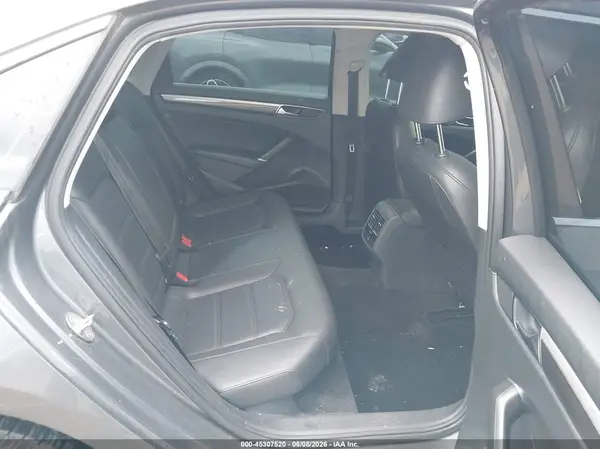 1VWBA7A31JC023775 2018 VOLKSWAGEN PASSAT - Image 8