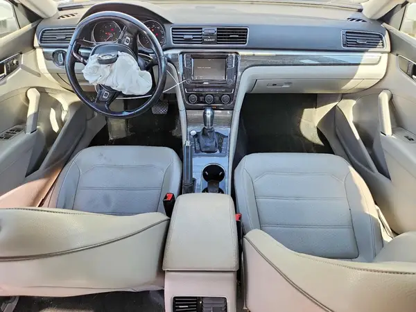 1VWBA7A31JC024425 2018 VOLKSWAGEN PASSAT - Image 8