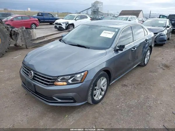 1VWBA7A31JC027521 2018 VOLKSWAGEN PASSAT - Image 2