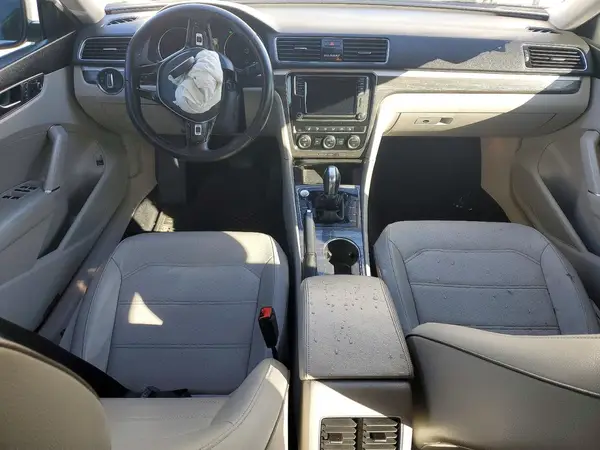 1VWBA7A31JC029771 2018 VOLKSWAGEN PASSAT - Image 8