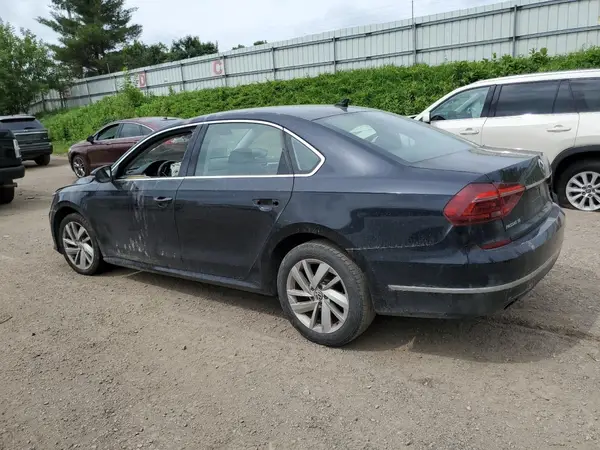 1VWBA7A31JC030502 2018 VOLKSWAGEN PASSAT - Image 2
