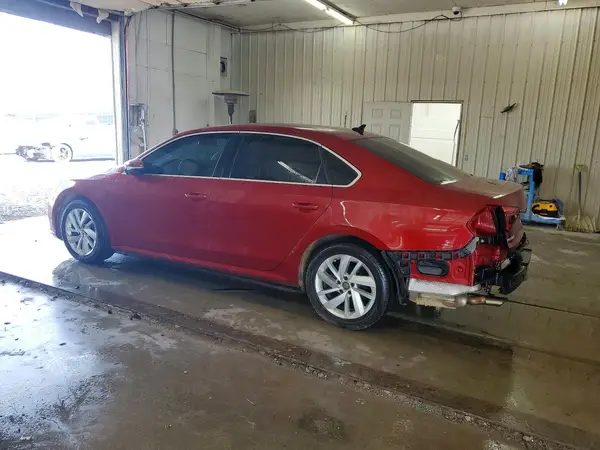 1VWBA7A31JC031844 2018 VOLKSWAGEN PASSAT - Image 2