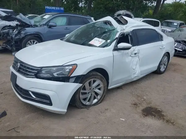 1VWBA7A31JC039300 2018 VOLKSWAGEN PASSAT - Image 2