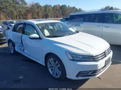 1VWBA7A31JC043783 2018 VOLKSWAGEN PASSAT