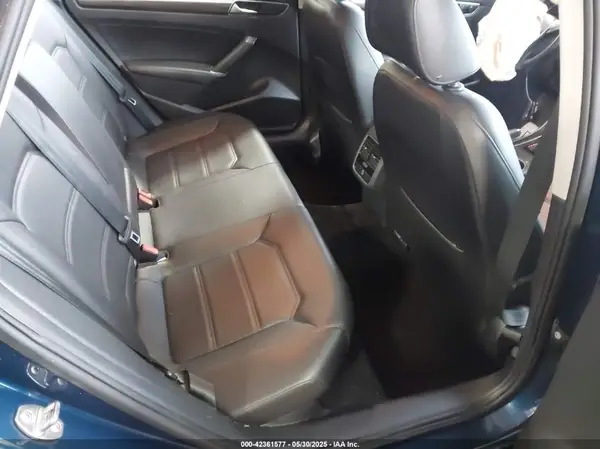 1VWBA7A31JC045047 2018 VOLKSWAGEN PASSAT - Image 8