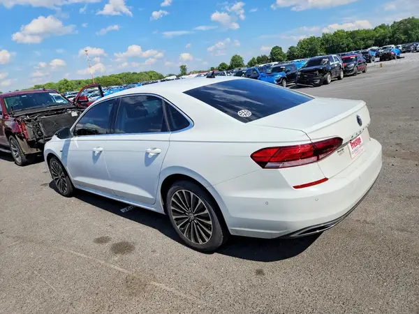 1VWBA7A31NC006612 2022 VOLKSWAGEN PASSAT - Image 2