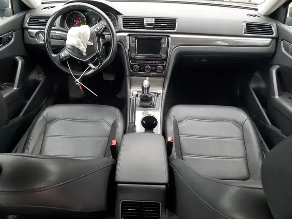 1VWBA7A32JC001624 2018 VOLKSWAGEN PASSAT - Image 8