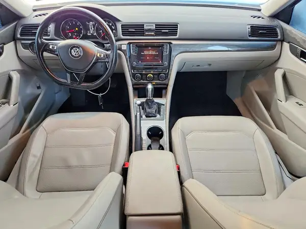 1VWBA7A32JC002997 2018 VOLKSWAGEN PASSAT - Image 8