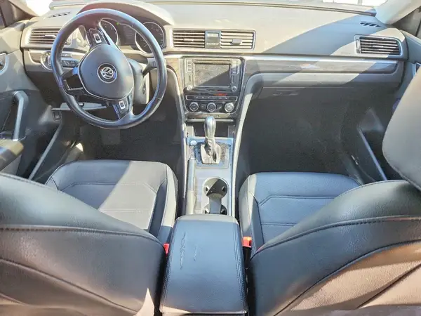 1VWBA7A32JC007987 2018 VOLKSWAGEN PASSAT - Image 8