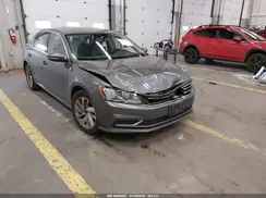 1VWBA7A32JC010808 2018 VOLKSWAGEN PASSAT