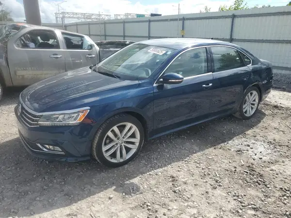1VWBA7A32JC012588 2018 VOLKSWAGEN PASSAT - Image 1