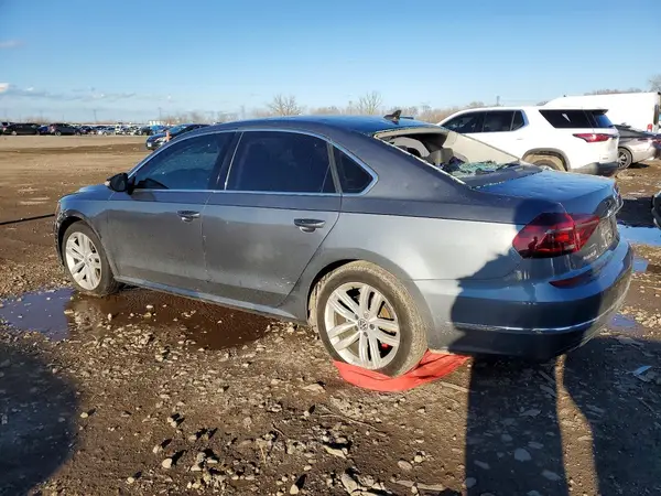 1VWBA7A32JC015085 2018 VOLKSWAGEN PASSAT - Image 2