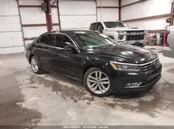1VWBA7A32JC018861 2018 VOLKSWAGEN PASSAT