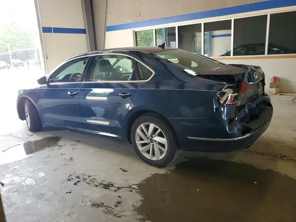 1VWBA7A32JC020965 2018 VOLKSWAGEN PASSAT - Image 2