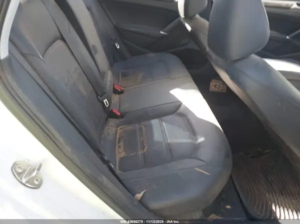 1VWBA7A32JC020979 2018 VOLKSWAGEN PASSAT - Image 8