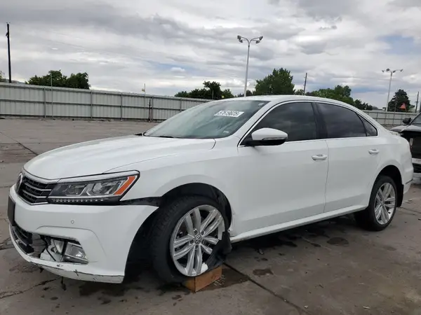 1VWBA7A32JC021694 2018 VOLKSWAGEN PASSAT - Image 1
