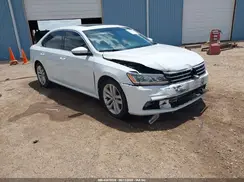 1VWBA7A32JC021923 2018 VOLKSWAGEN PASSAT