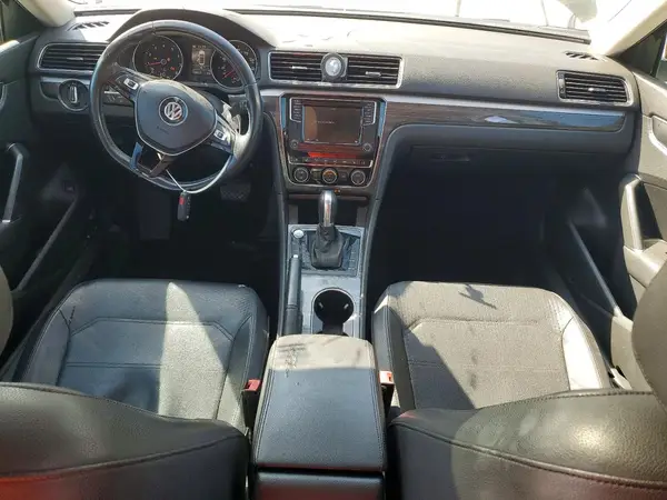 1VWBA7A32JC024580 2018 VOLKSWAGEN PASSAT - Image 8