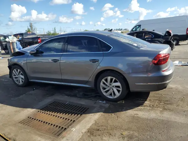 1VWBA7A32JC024711 2018 VOLKSWAGEN PASSAT - Image 2