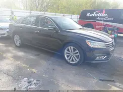 1VWBA7A32JC029262 2018 VOLKSWAGEN PASSAT