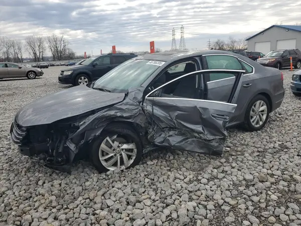 1VWBA7A32JC034736 2018 VOLKSWAGEN PASSAT - Image 1