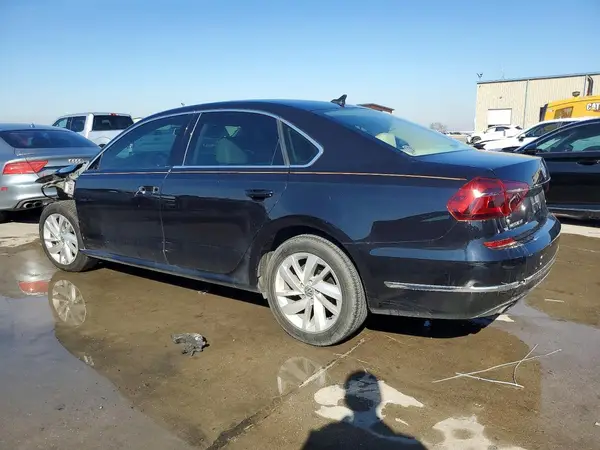 1VWBA7A32JC036079 2018 VOLKSWAGEN PASSAT - Image 2