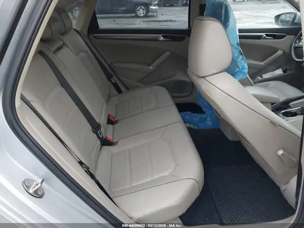 1VWBA7A32JC038351 2018 VOLKSWAGEN PASSAT - Image 8