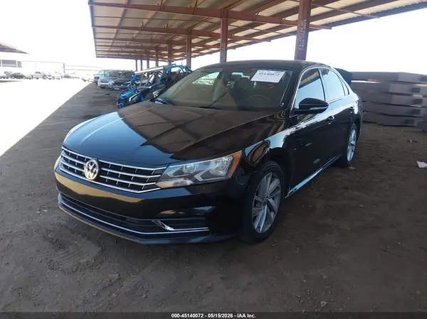 1VWBA7A32JC044165 2018 VOLKSWAGEN PASSAT - Image 2