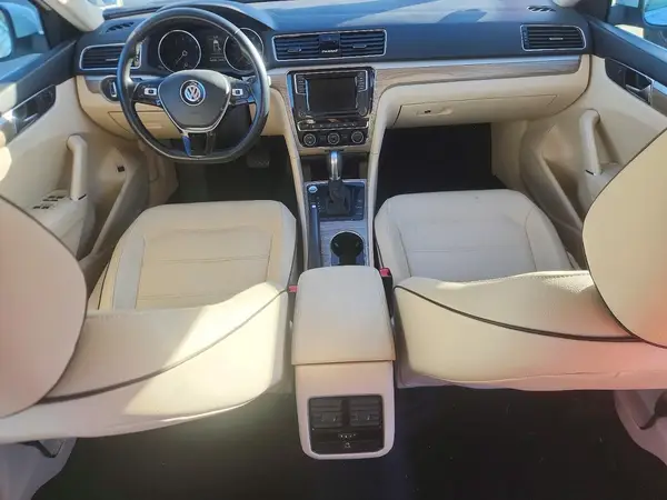1VWBA7A32JC045610 2018 VOLKSWAGEN PASSAT - Image 8