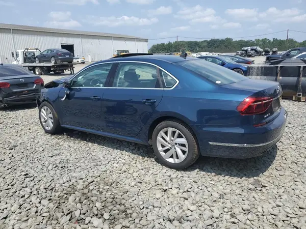 1VWBA7A32JC051312 2018 VOLKSWAGEN PASSAT - Image 2