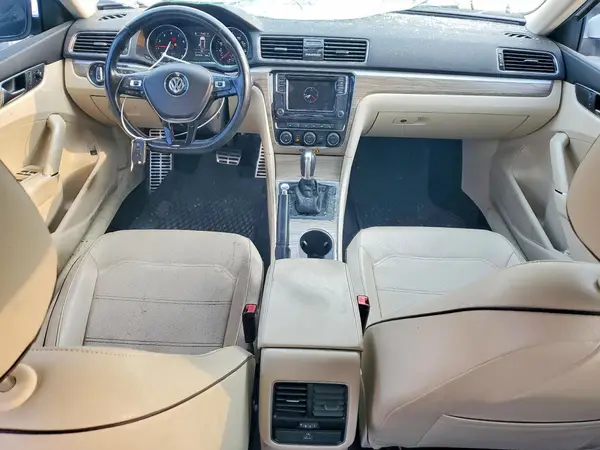 1VWBA7A33JC002703 2018 VOLKSWAGEN PASSAT - Image 8