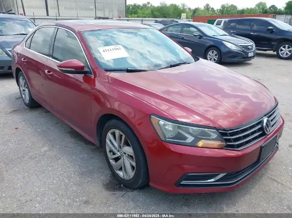 1VWBA7A33JC003768 2018 VOLKSWAGEN PASSAT - Image 1