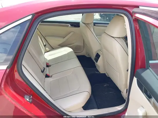 1VWBA7A33JC003768 2018 VOLKSWAGEN PASSAT - Image 8