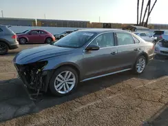 1VWBA7A33JC005682 2018 VOLKSWAGEN PASSAT