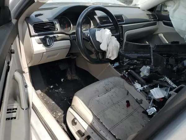 1VWBA7A33JC005844 2018 VOLKSWAGEN PASSAT - Image 8