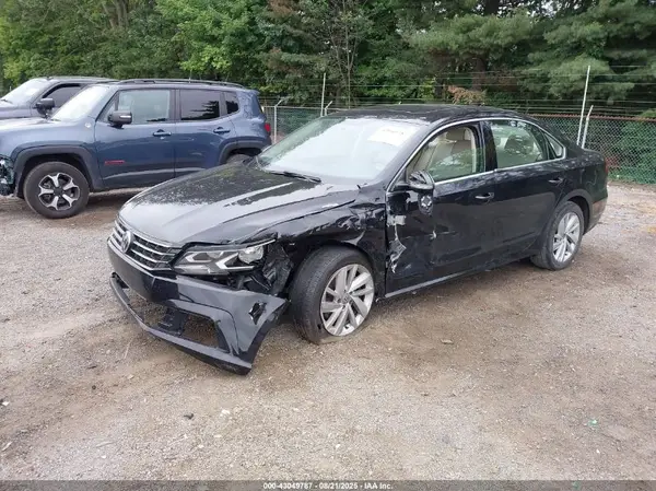 1VWBA7A33JC012180 2018 VOLKSWAGEN PASSAT - Image 2