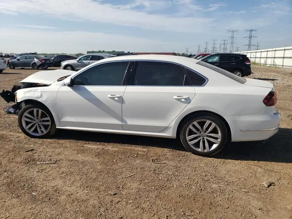 1VWBA7A33JC017041 2018 VOLKSWAGEN PASSAT - Image 2