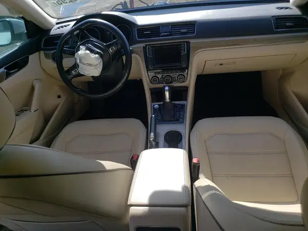 1VWBA7A33JC017041 2018 VOLKSWAGEN PASSAT - Image 8