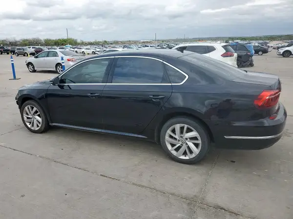 1VWBA7A33JC023373 2018 VOLKSWAGEN PASSAT - Image 2