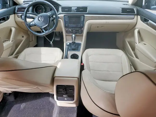 1VWBA7A33JC023373 2018 VOLKSWAGEN PASSAT - Image 8