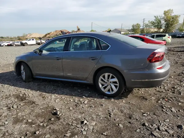 1VWBA7A33JC026886 2018 VOLKSWAGEN PASSAT - Image 2