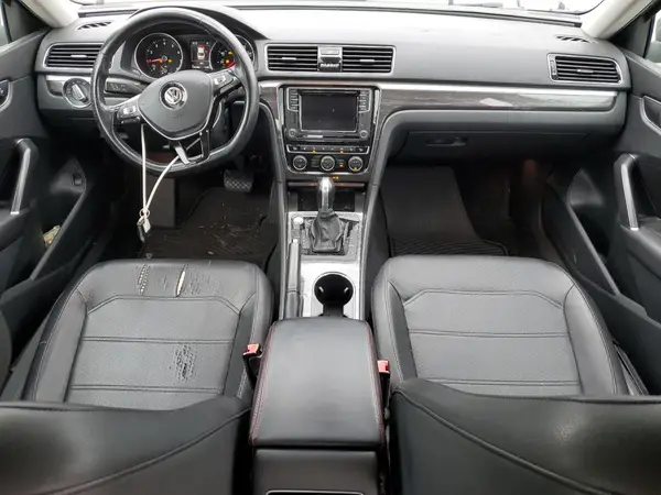 1VWBA7A33JC028864 2018 VOLKSWAGEN PASSAT - Image 8
