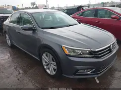 1VWBA7A33JC033966 2018 VOLKSWAGEN PASSAT