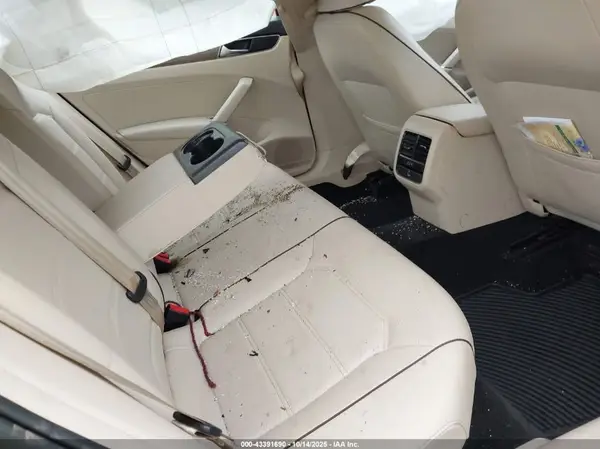1VWBA7A33JC038472 2018 VOLKSWAGEN PASSAT - Image 8