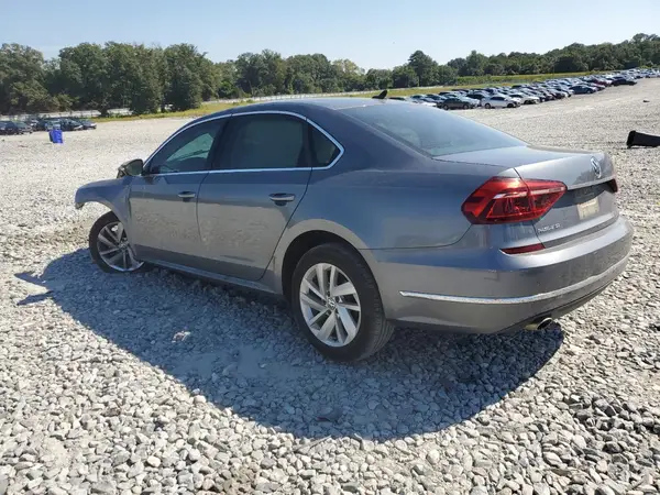 1VWBA7A33JC040206 2018 VOLKSWAGEN PASSAT - Image 2