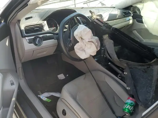 1VWBA7A33JC040206 2018 VOLKSWAGEN PASSAT - Image 8