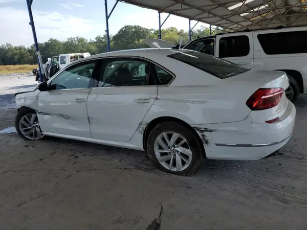 1VWBA7A33JC040951 2018 VOLKSWAGEN PASSAT - Image 2